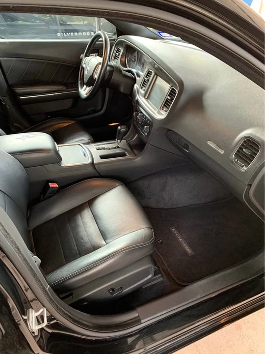 2012 Dodge Charger 7th Gen - Image 9 of 13