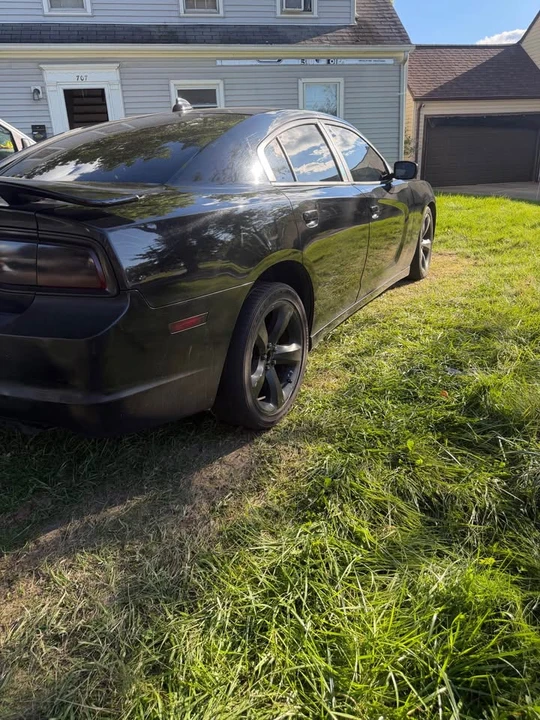 2012 Dodge Charger 7th Gen - Image 5 of 10