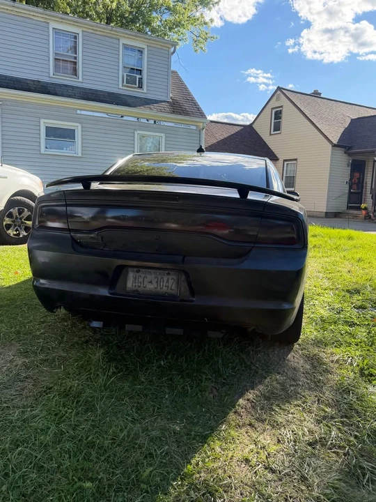 2012 Dodge Charger 7th Gen - Image 4 of 10