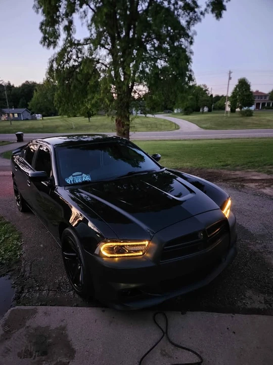 2012 Dodge Charger 7th Gen - Image 15 of 21