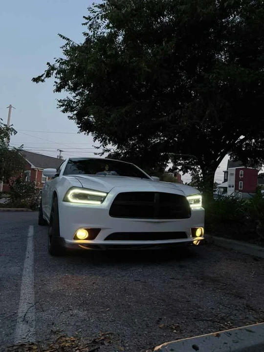 2012 Dodge Charger 7th Gen - Image 12 of 17