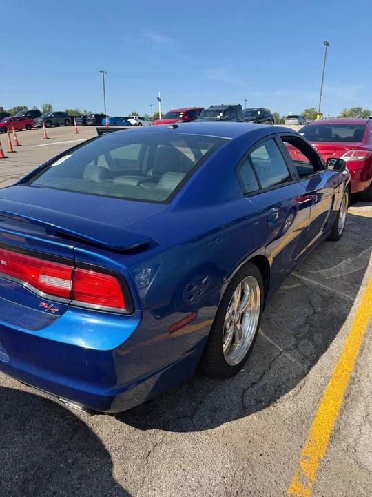2012 Dodge Charger 7th Gen - Image 8 of 9