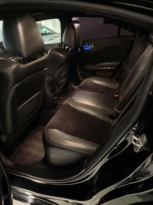 2012 Dodge Charger 7th Gen - Image 11 of 13