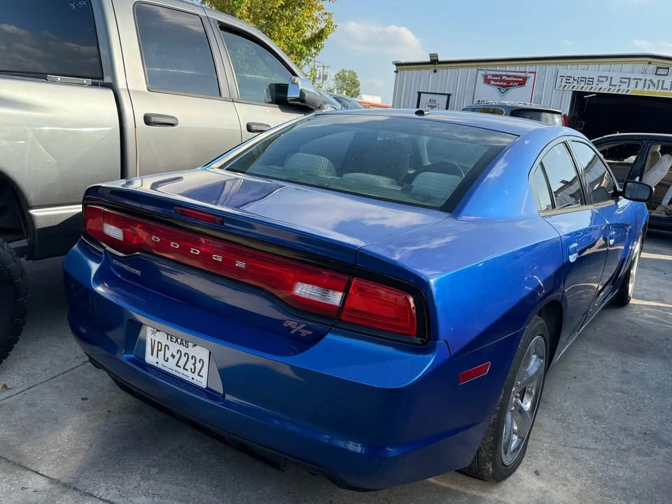 2012 Dodge Charger 7th Gen - Image 6 of 11