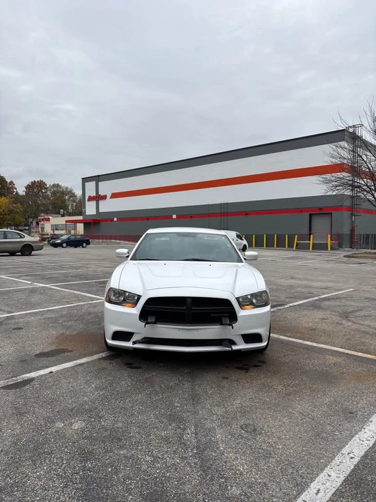2012 Dodge Charger 7th Gen - Image 4 of 12
