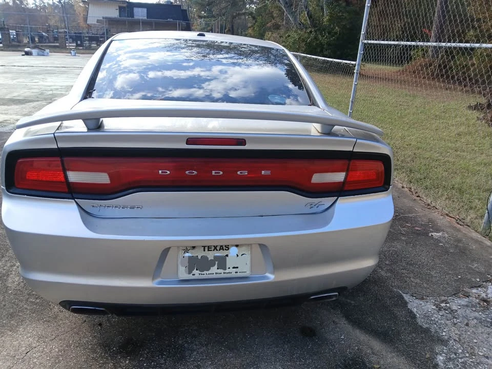 2012 Dodge Charger 7th Gen - Image 4 of 9