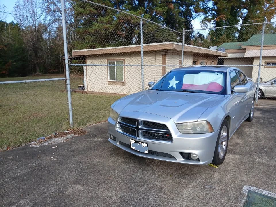2012 Dodge Charger 7th Gen - Image 5 of 9