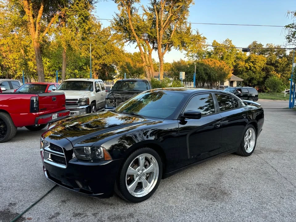 2012 Dodge Charger 7th Gen - Image 6 of 11