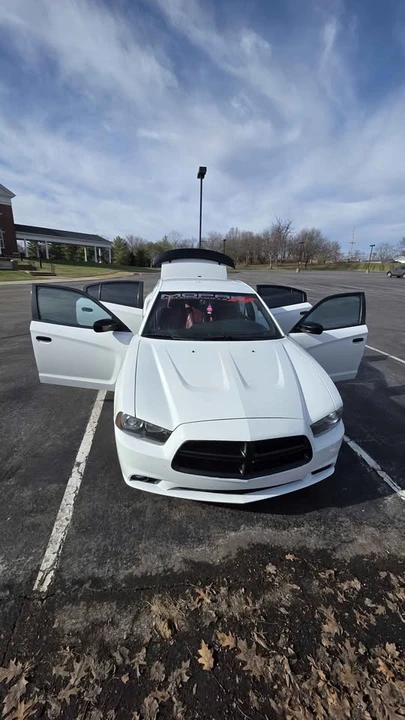 2012 Dodge Charger 7th Gen - Image 2 of 16