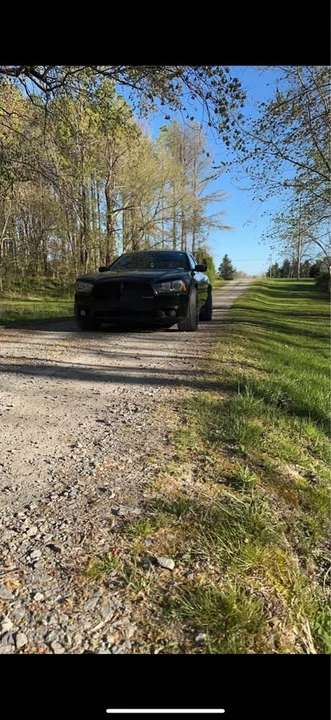 2012 Dodge Charger 7th Gen - Image 3 of 9