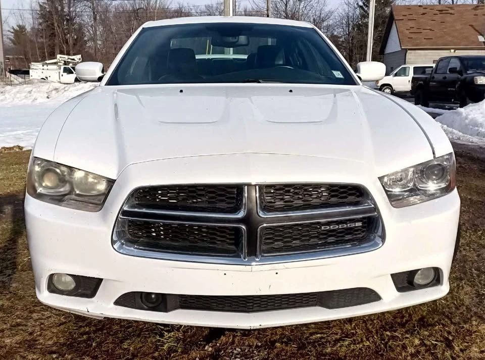 2012 Dodge Charger 7th Gen - Image 2 of 8