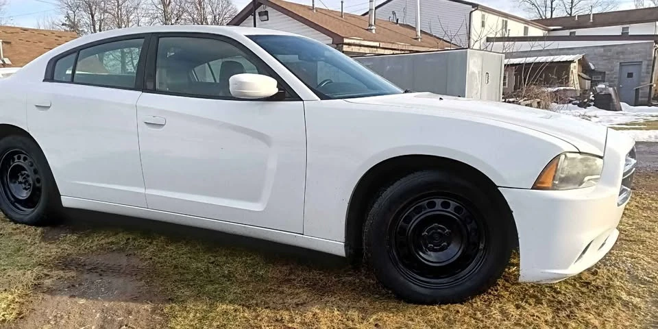 2012 Dodge Charger 7th Gen - Image 3 of 8