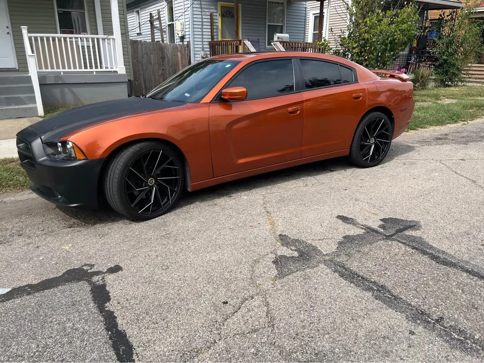 2012 Dodge Charger 7th Gen - Image 10 of 11