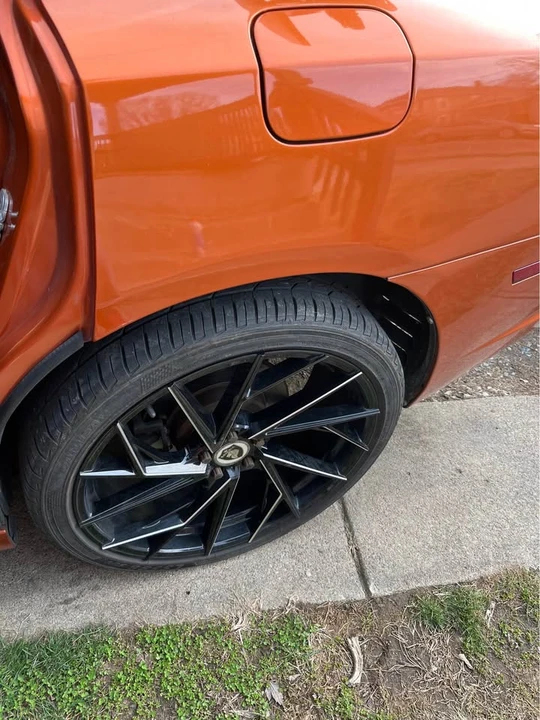 2012 Dodge Charger 7th Gen - Image 5 of 11