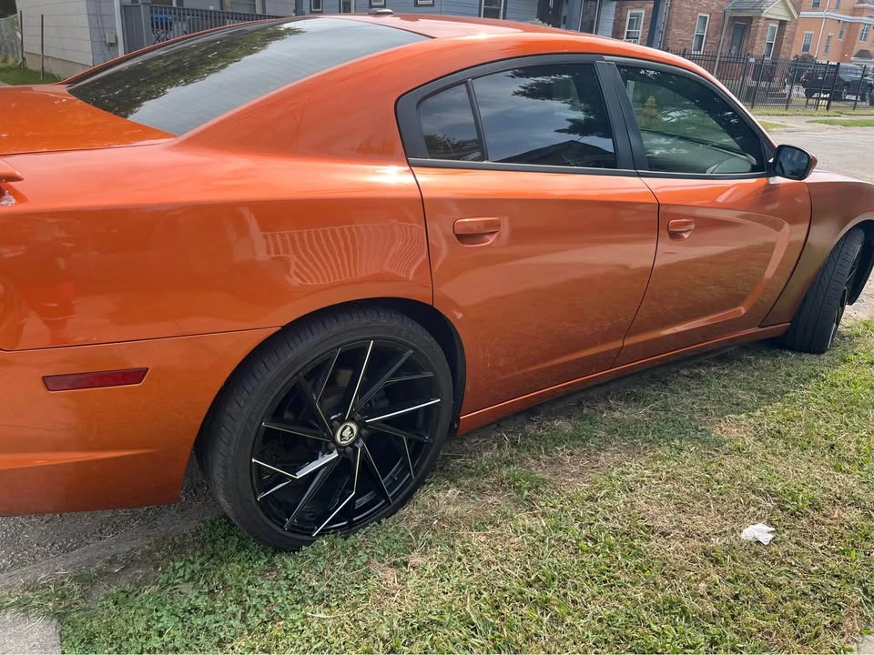 2012 Dodge Charger 7th Gen - Image 8 of 11