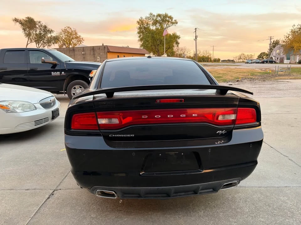 2012 Dodge Charger 7th Gen - Image 5 of 8