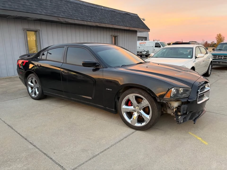 2012 Dodge Charger 7th Gen - Image 2 of 8