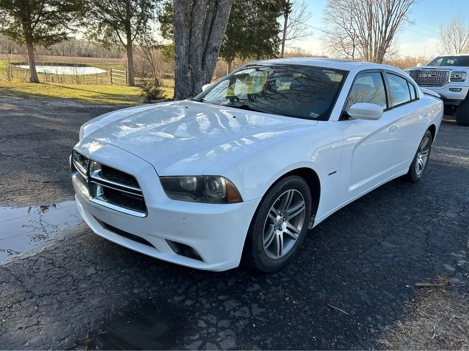2012 Dodge Charger 7th Gen - Image 2 of 5