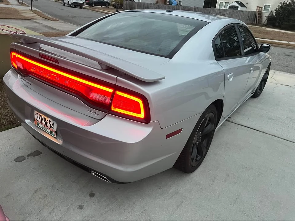 2012 Dodge Charger 7th Gen - Image 2 of 9