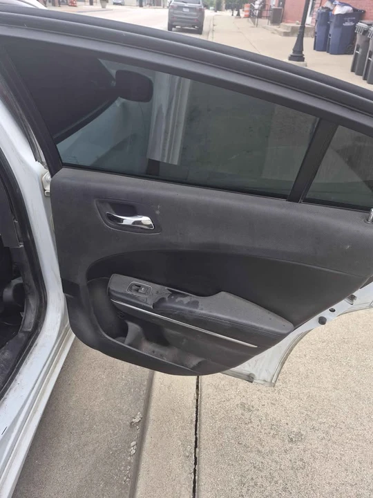 2012 Dodge Charger 7th Gen - Image 13 of 20