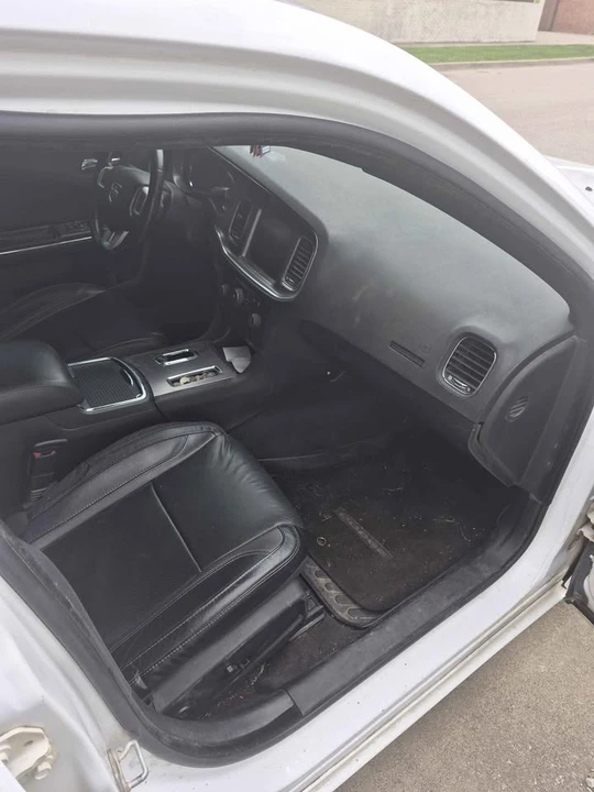 2012 Dodge Charger 7th Gen - Image 11 of 20