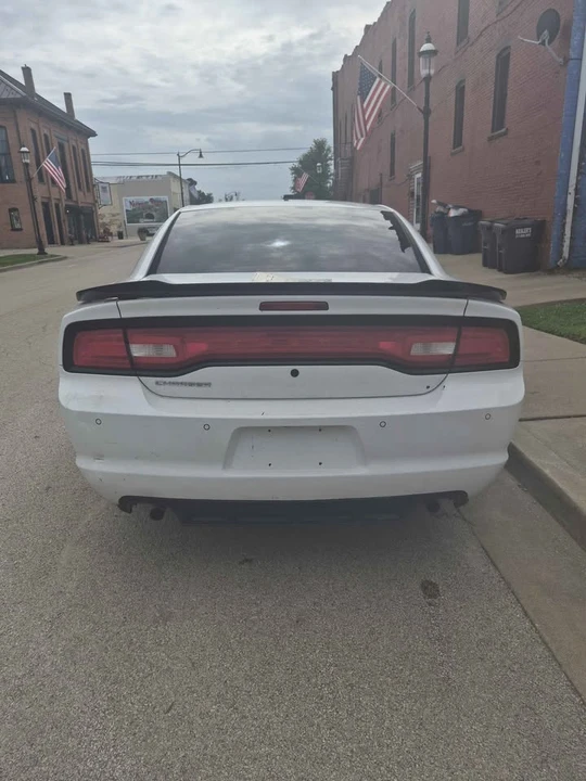 2012 Dodge Charger 7th Gen - Image 3 of 20