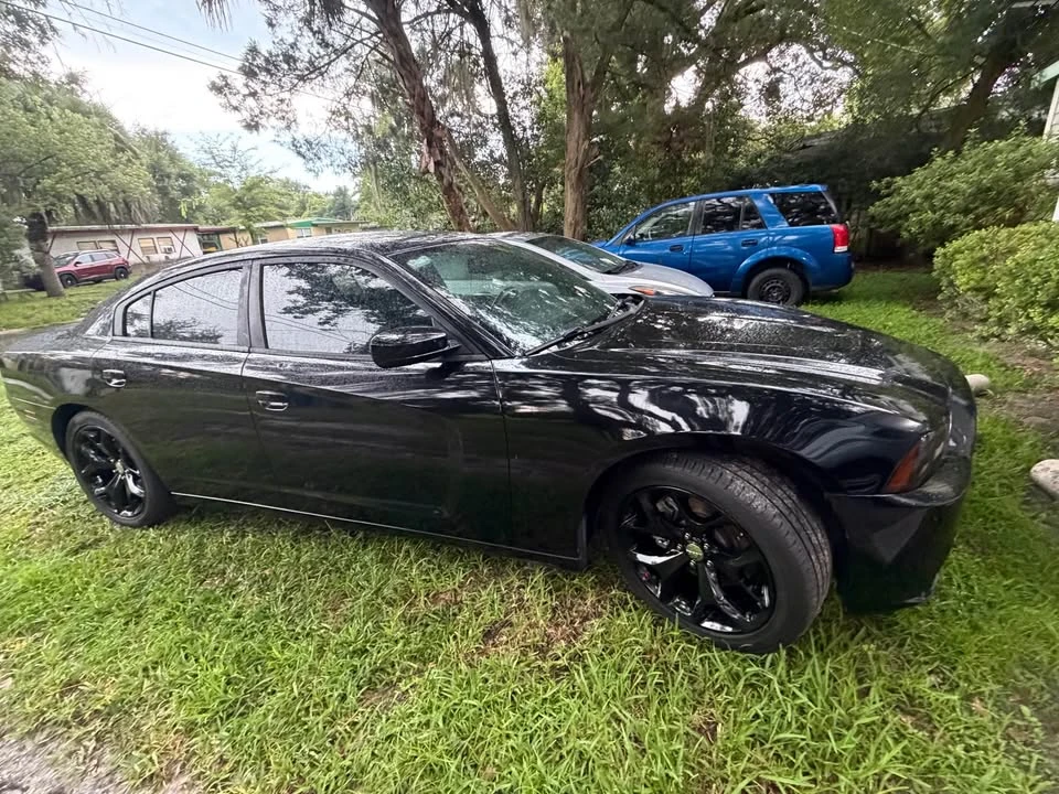 2012 Dodge Charger 7th Gen - Image 2 of 6