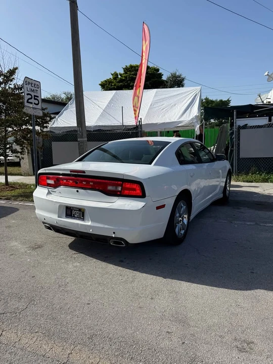 2012 Dodge Charger 7th Gen - Image 3 of 12