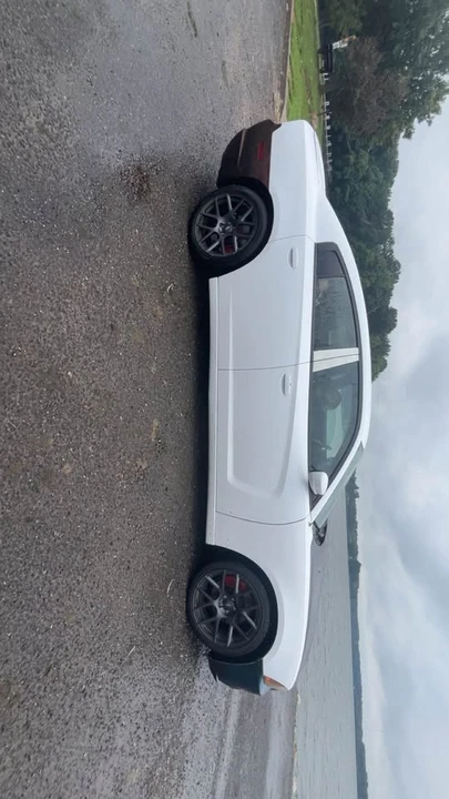 2012 Dodge Charger 7th Gen - Image 4 of 14