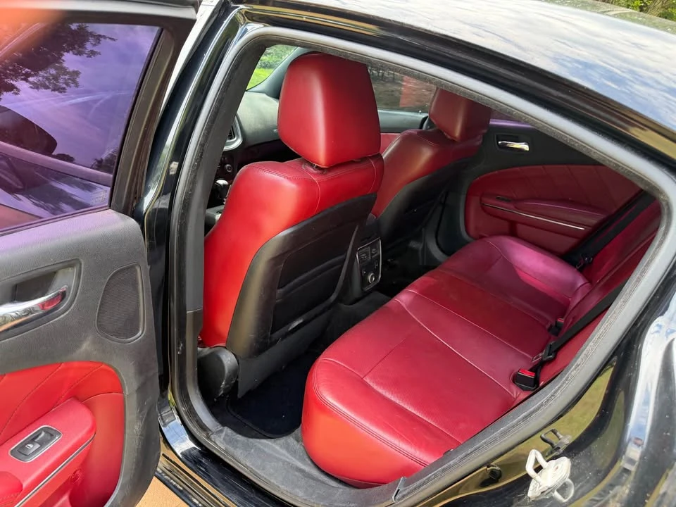 2012 Dodge Charger 7th Gen - Image 11 of 15