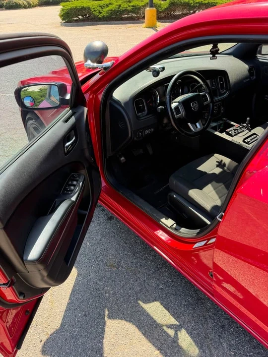 2012 Dodge Charger 7th Gen - Image 6 of 13