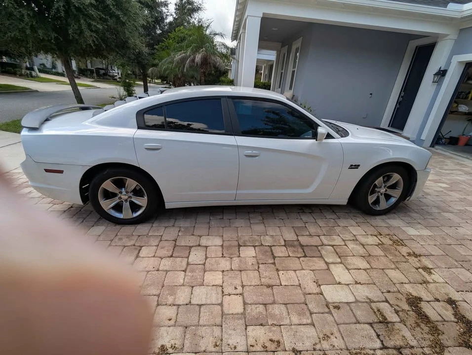 2012 Dodge Charger 7th Gen - Image 4 of 5