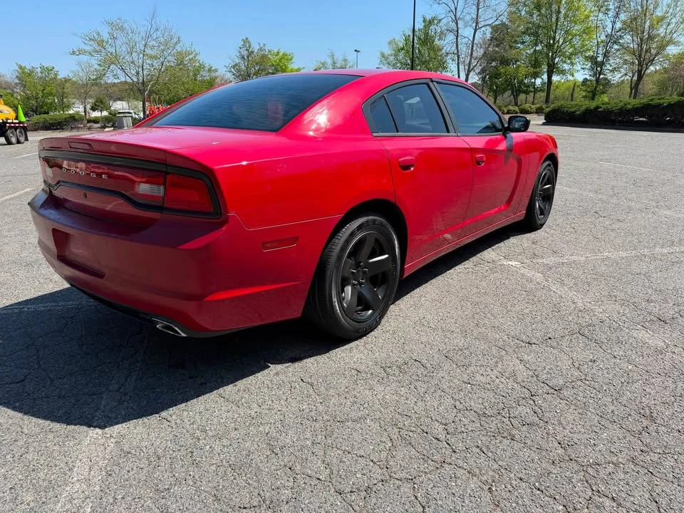 2012 Dodge Charger 7th Gen - Image 10 of 13