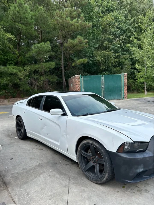 2012 Dodge Charger 7th Gen - Image 7 of 9