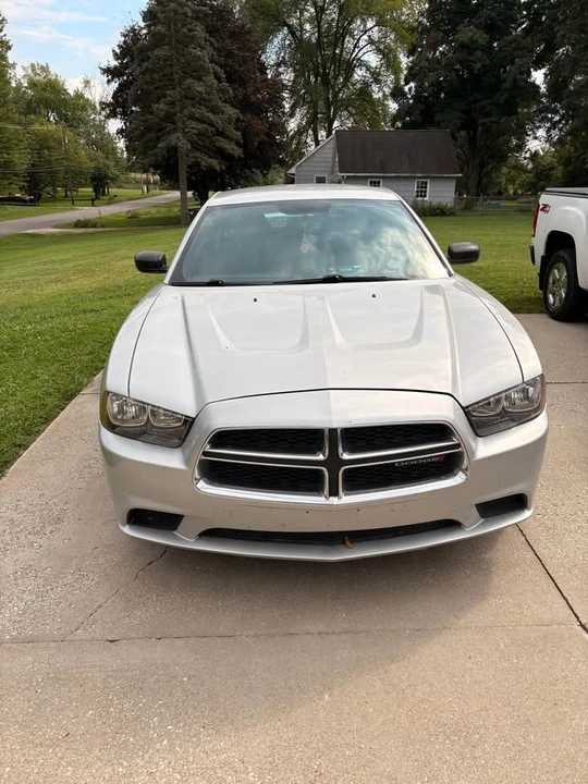 2012 Dodge Charger 7th Gen - Image 2 of 4