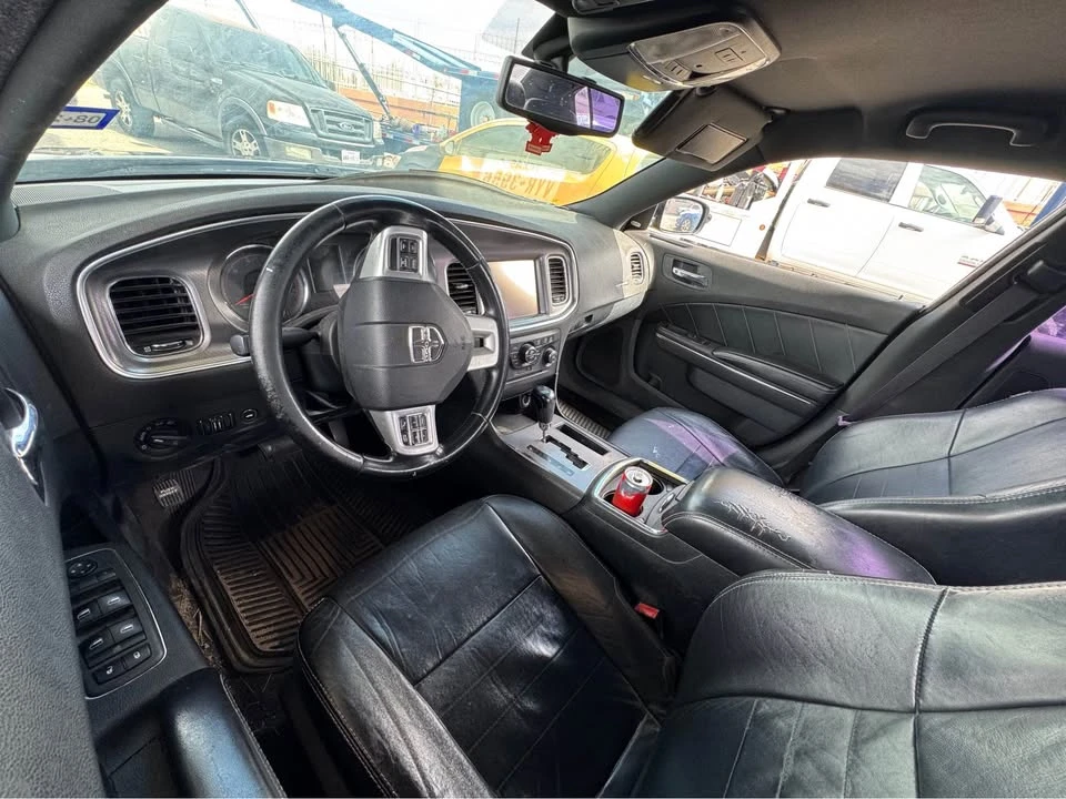 2012 Dodge Charger 7th Gen - Image 4 of 5