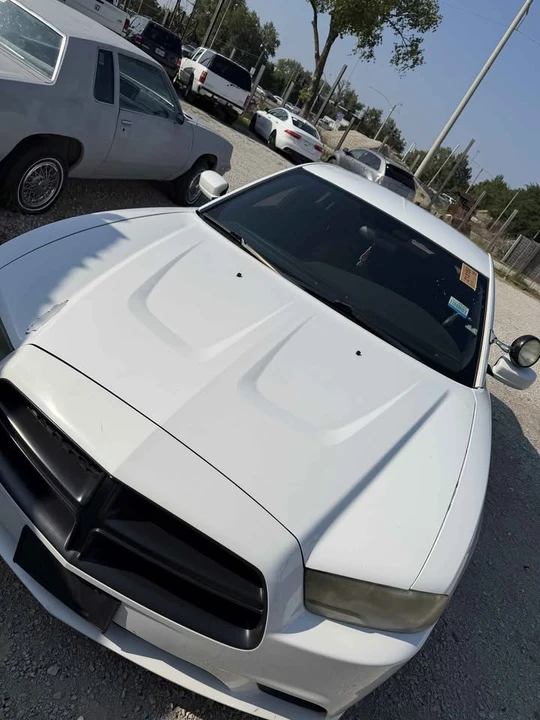 2012 Dodge Charger 7th Gen - Image 17 of 19