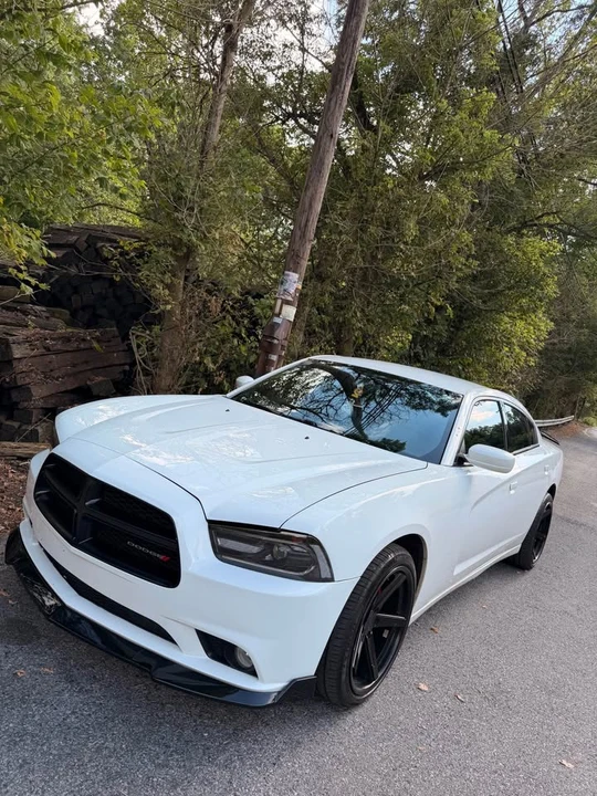 2012 Dodge Charger 7th Gen - Image 2 of 3