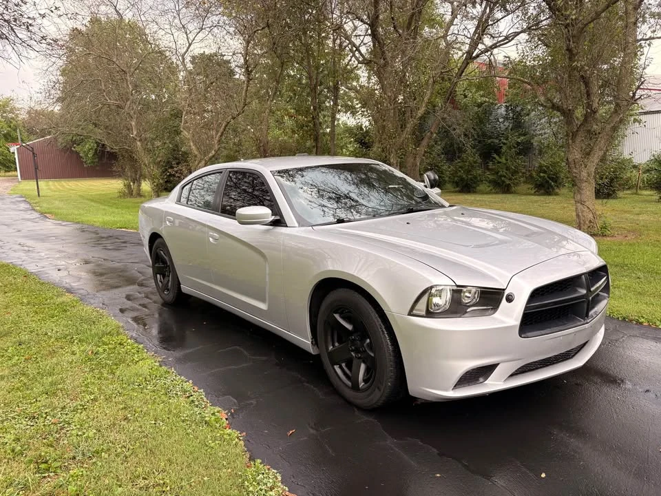 2012 Dodge Charger 7th Gen - Image 3 of 10