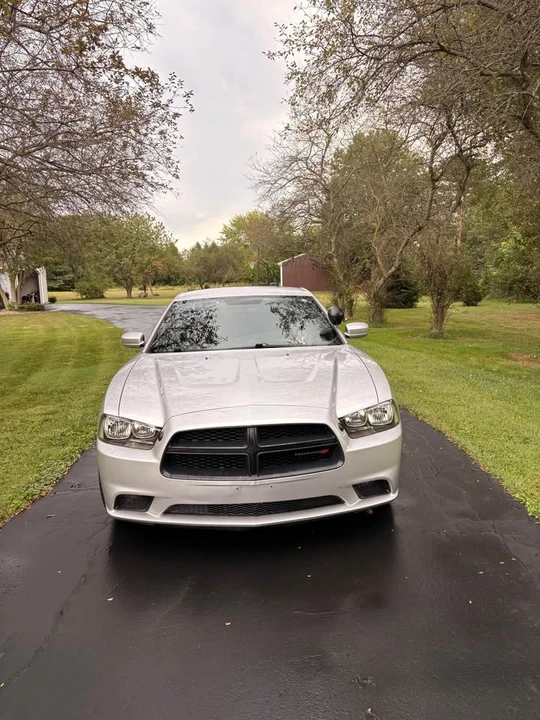 2012 Dodge Charger 7th Gen - Image 2 of 10
