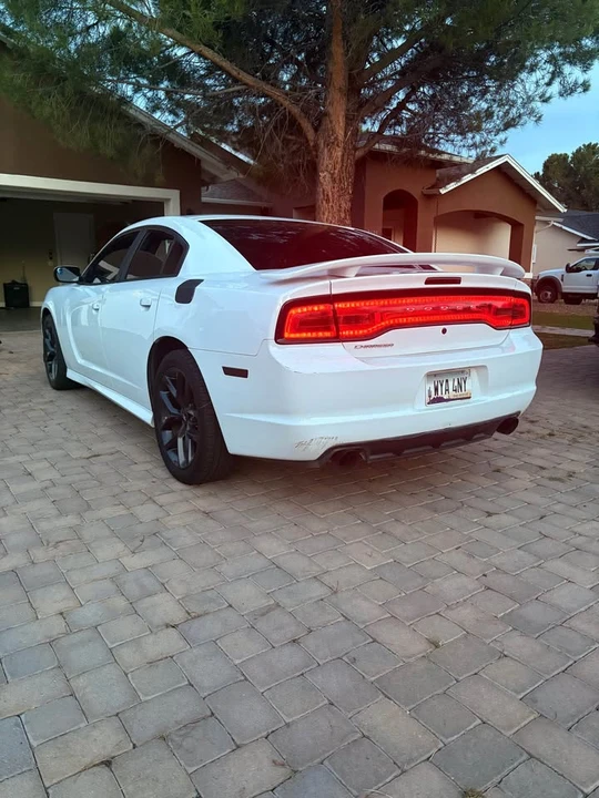 2012 Dodge Charger 7th Gen - Image 7 of 13