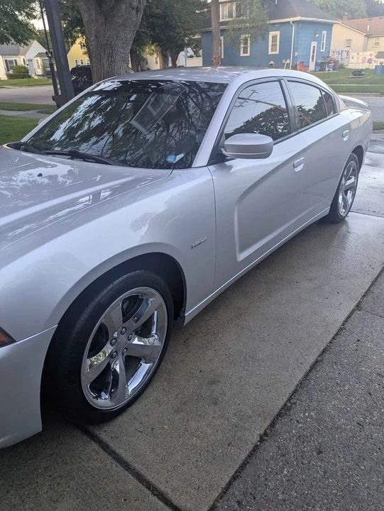 2012 Dodge Charger 7th Gen - Image 3 of 20