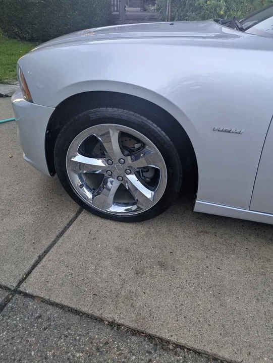 2012 Dodge Charger 7th Gen - Image 5 of 20