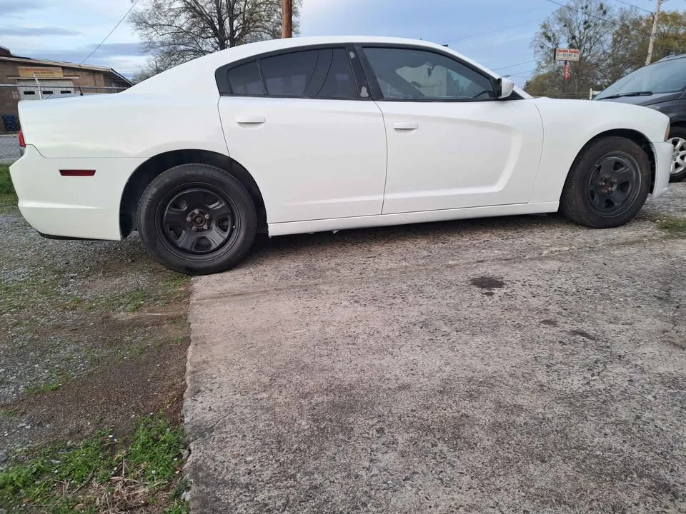 2012 Dodge Charger 7th Gen - Image 2 of 7