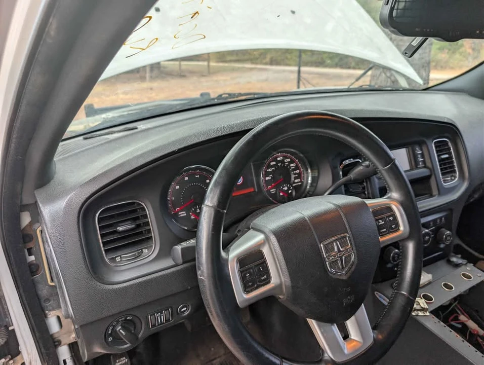 2012 Dodge Charger 7th Gen - Image 4 of 8