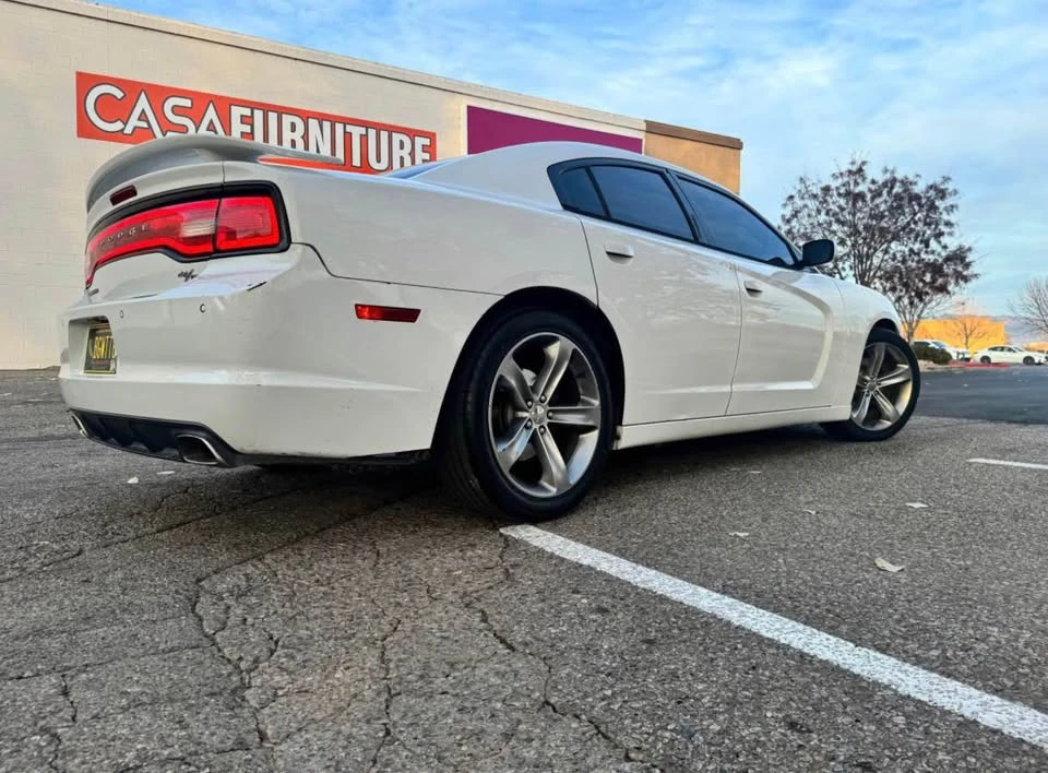 2012 Dodge Charger 7th Gen - Image 2 of 4