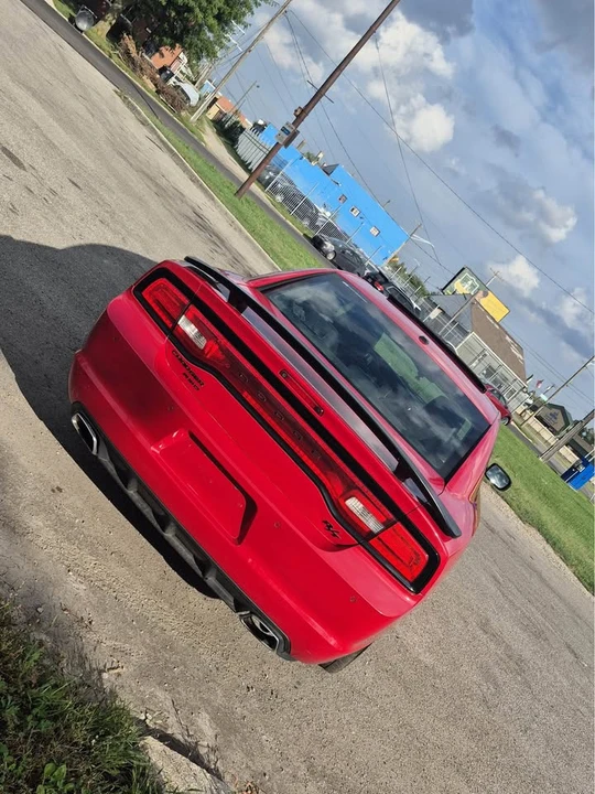 2012 Dodge Charger 7th Gen - Image 5 of 13