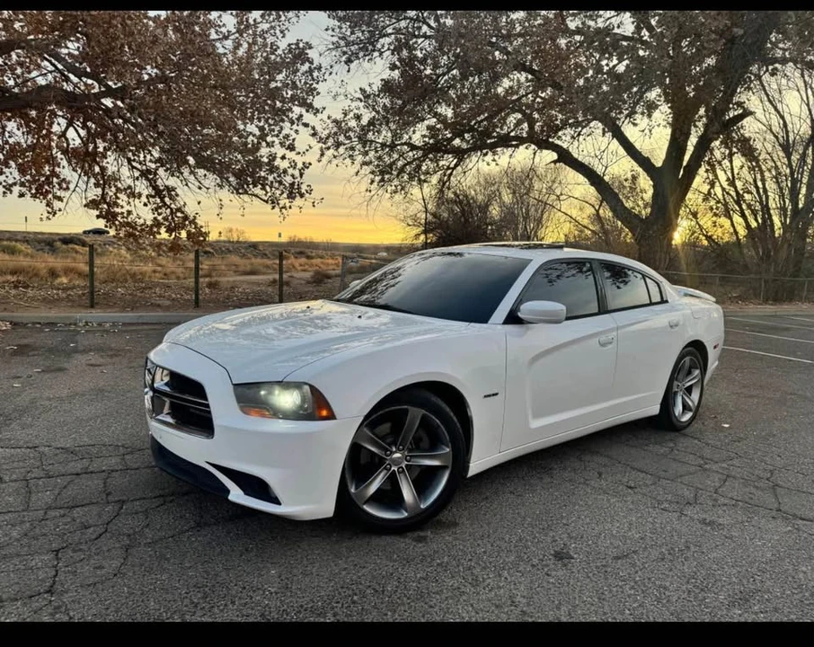 2012 Dodge Charger 7th Gen - Image 4 of 4