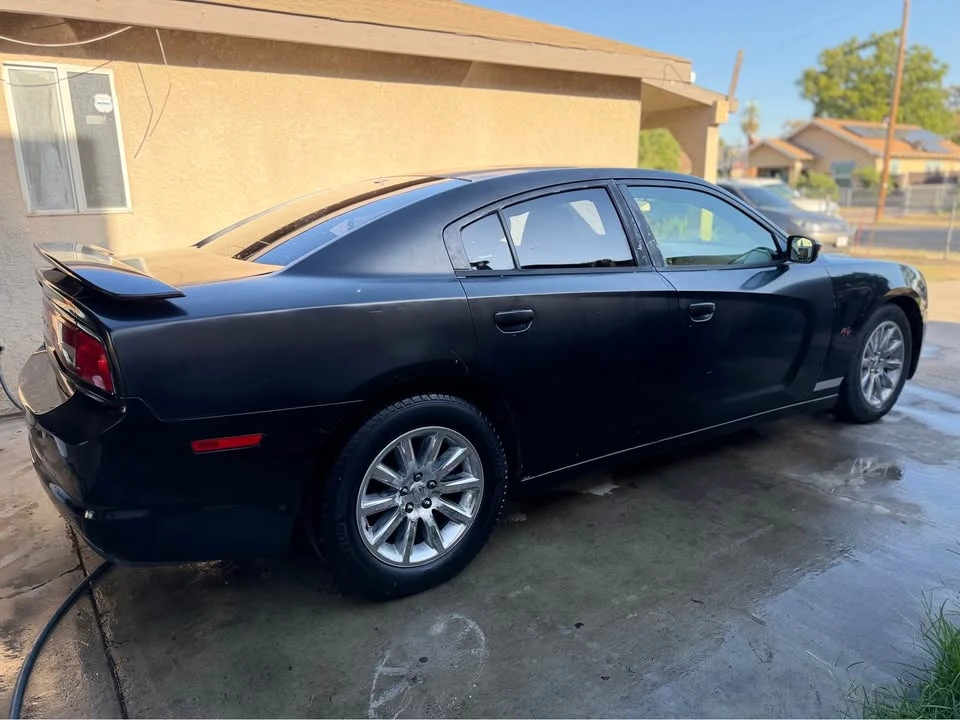 2012 Dodge Charger 7th Gen - Image 4 of 5