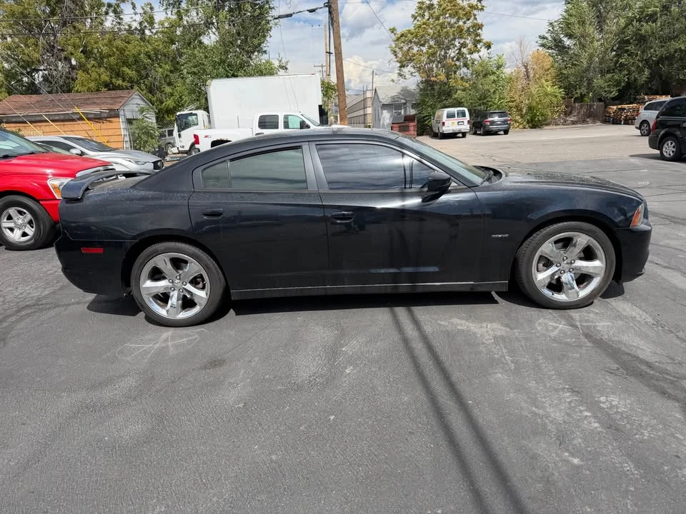 2012 Dodge Charger 7th Gen - Image 4 of 11